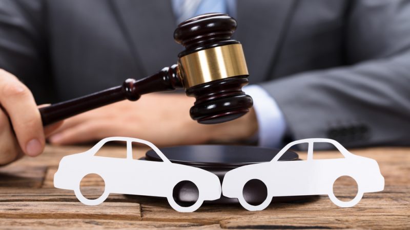 When to Hire Auto Insurance Lawyers
