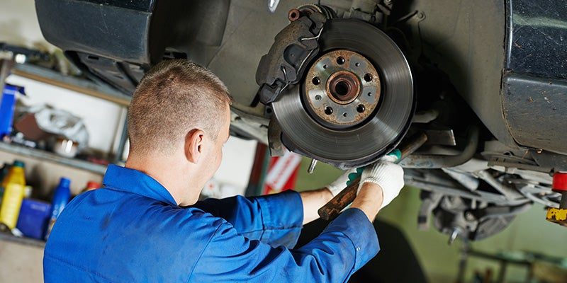 Learn About The Working And Maintenance Of Car Brakes